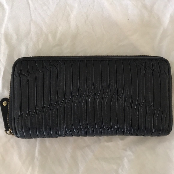 Coach Wallet - Picture 4 of 5